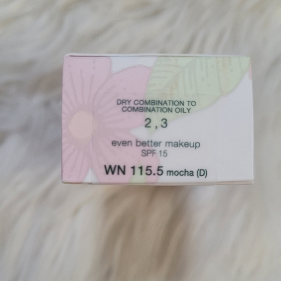 Clinique Even Better makeup broad spectrum SPF 15 - Picture 4 of 5